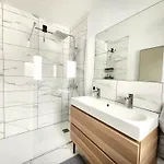 Apartment Standing En Hypercentre - L'alienor De Libourne