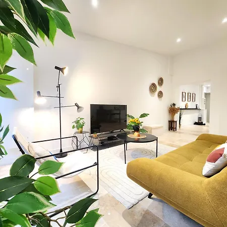 Standing En Hypercentre - L'aliénor De * Libourne