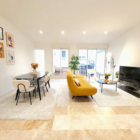 Appartement Standing En Hypercentre - L'alienor De Libourne