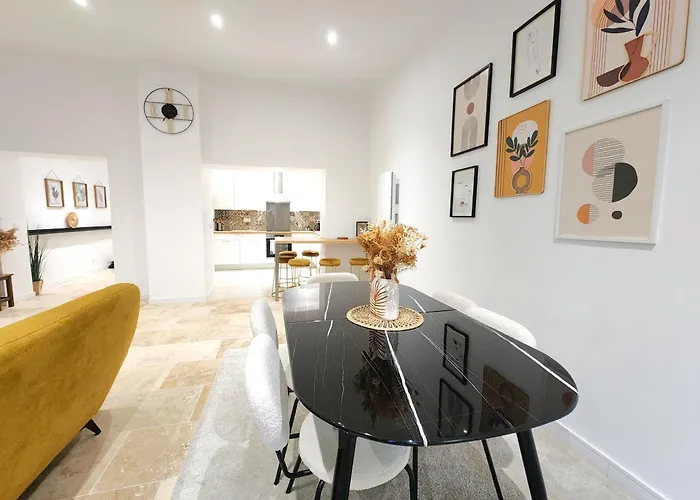 Standing En Hypercentre - L'aliénor De Apartamento *